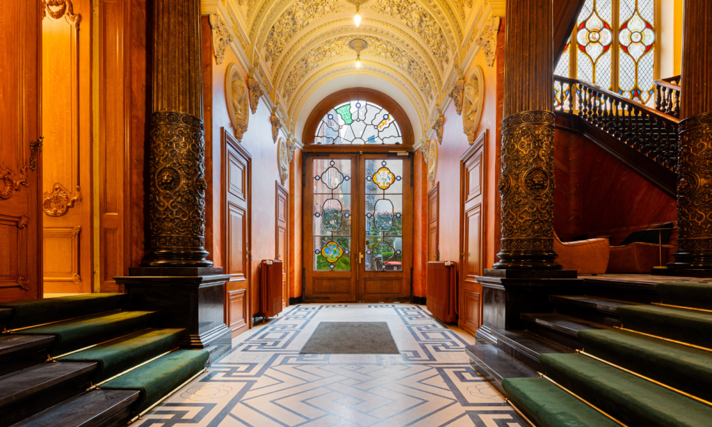 Inkomhal Hub in Gent.