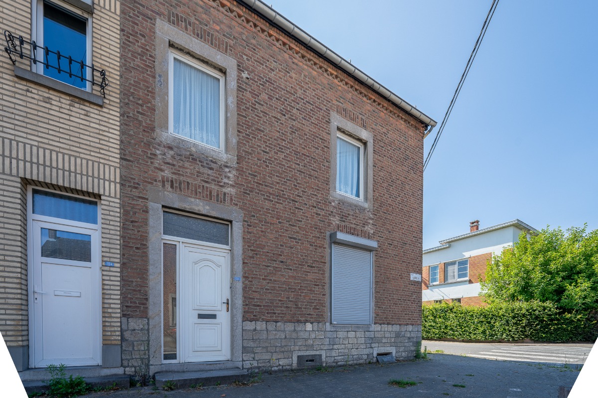 Rue Albert 1er - 106 - - 5640