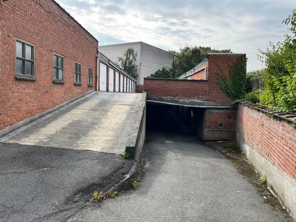 Kortrijkstraat - 105+ - Garage - 8930