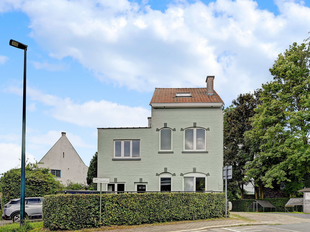 Sloesveldstraat - 98 - - 1560