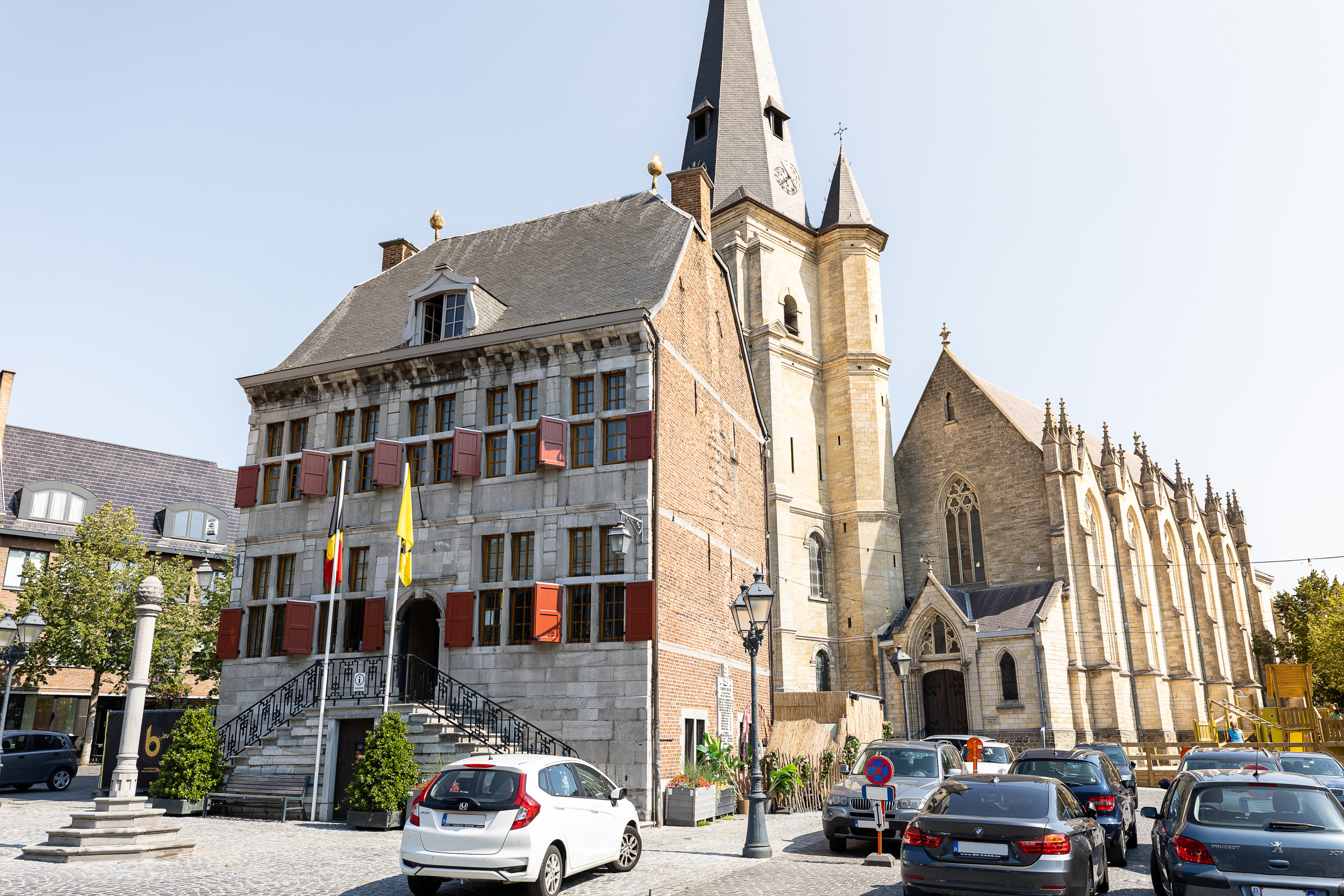 Het stadhuis van Bilzen.