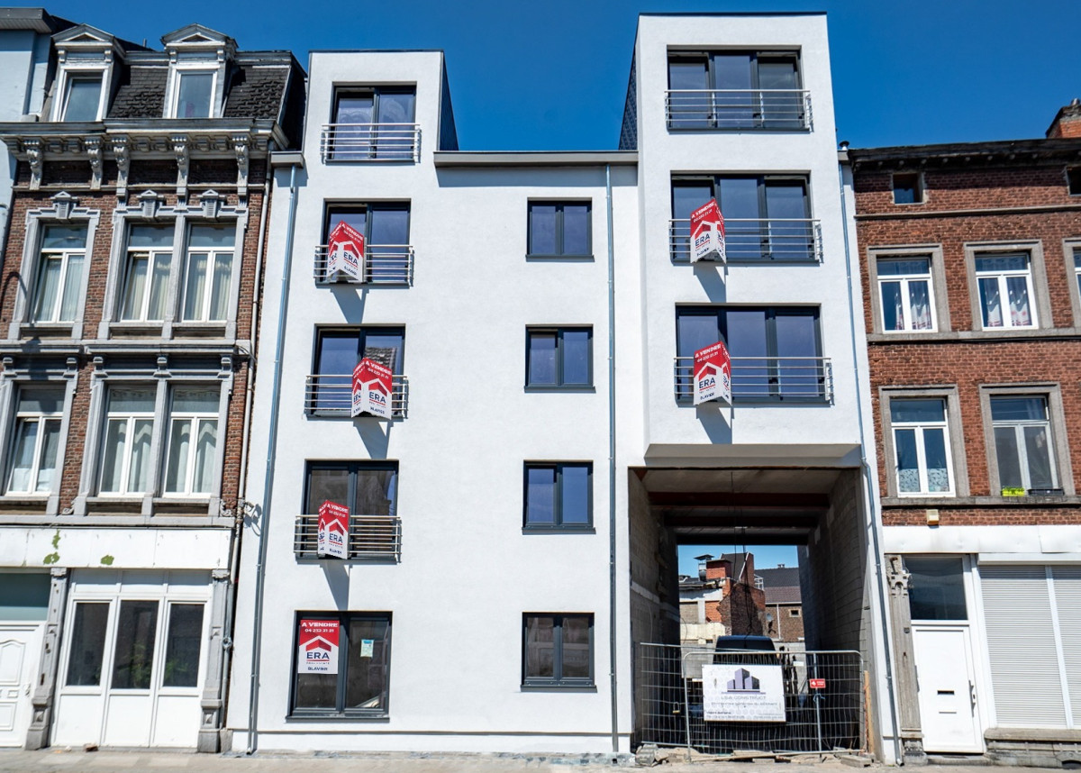 FACADE.jpg