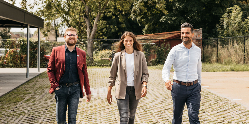 ERA CONNECT - team buiten