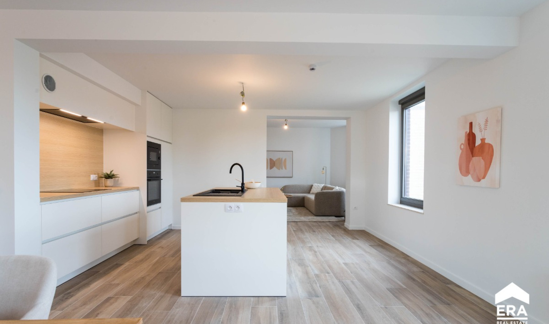 Stationstraat - 79 - - 1.01 - 8890