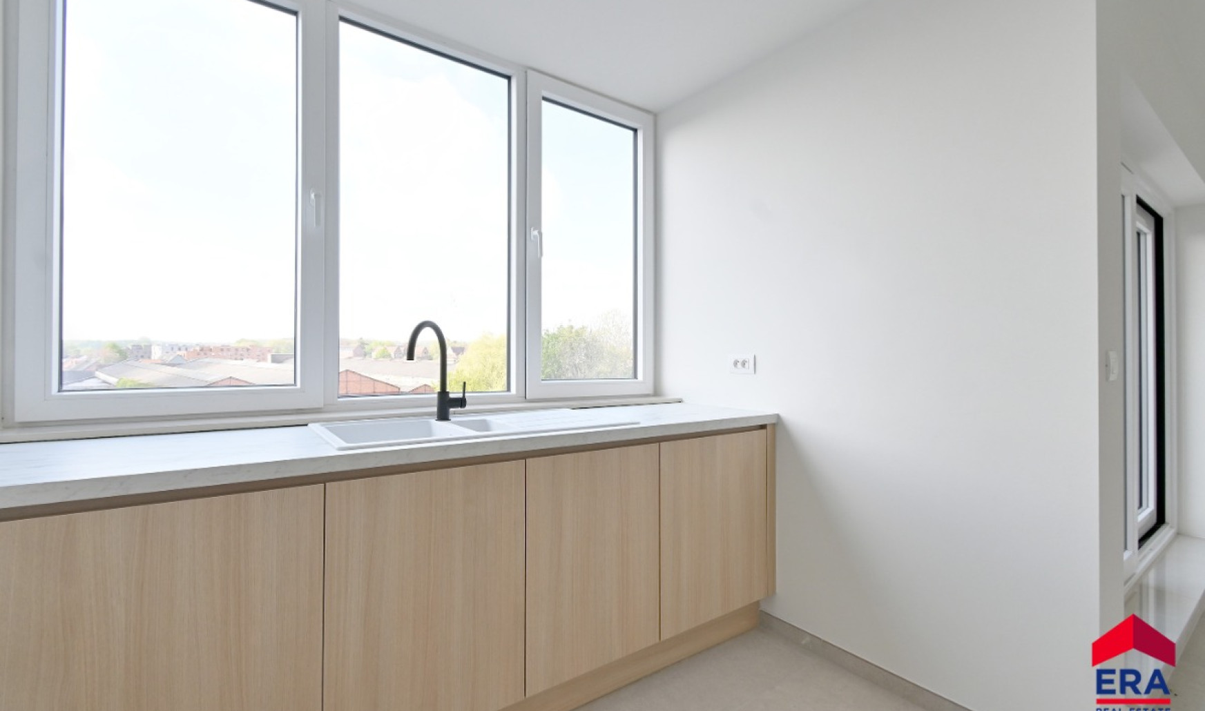 Stationsstraat - 68 - 1 - 9900