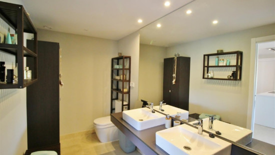 Calle Sefardi - - - 29680