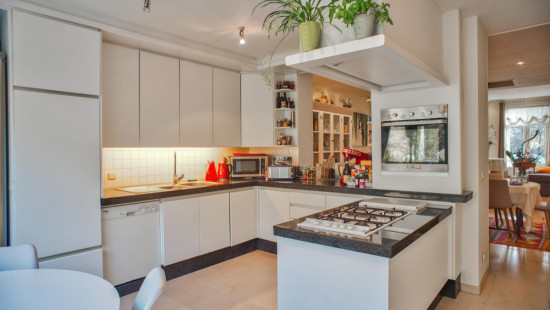 Plaats - 13 - HP - 8890