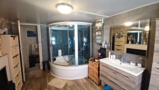 Stationsstraat - 138 - - 8880