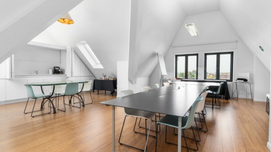 Stationstraat - 62 - - 8700