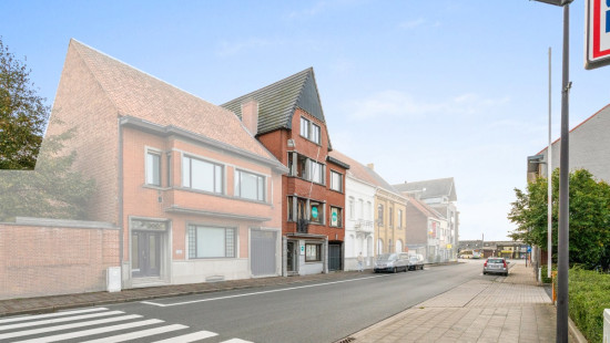 Stationstraat - 62 - - 8700