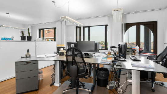 Stationstraat - 62 - - 8700