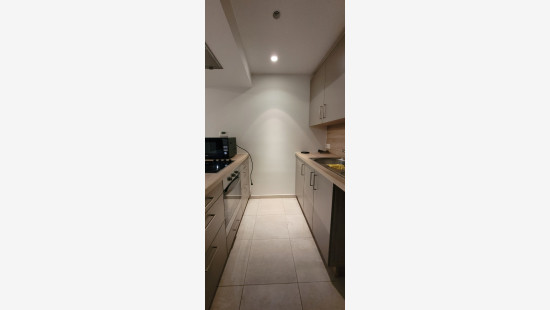 Komenstraat - 127 - - 8940