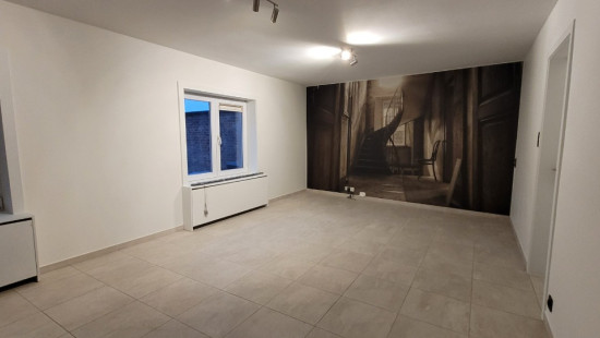 Komenstraat - 127 - - 8940