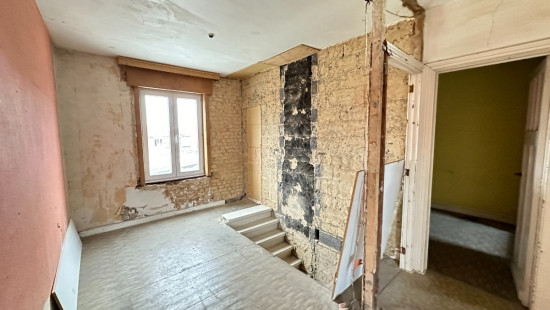 Menenstraat - 61 - - 8940