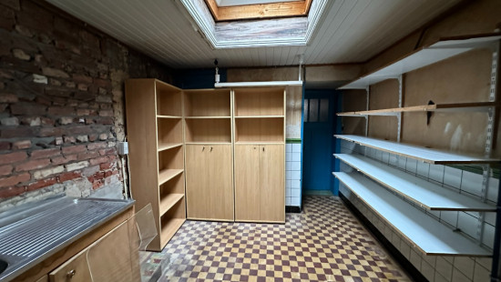 Menenstraat - 61 - - 8940