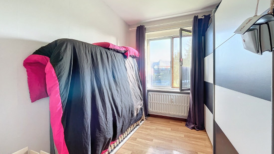 Avenue Louis Isaac - 21-23 - - 7850