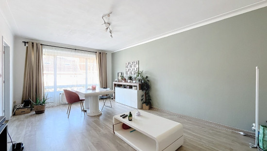 Avenue Louis Isaac - 21-23 - - 7850