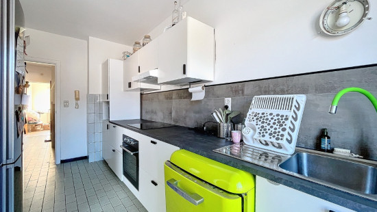 Avenue Louis Isaac - 21-23 - - 7850