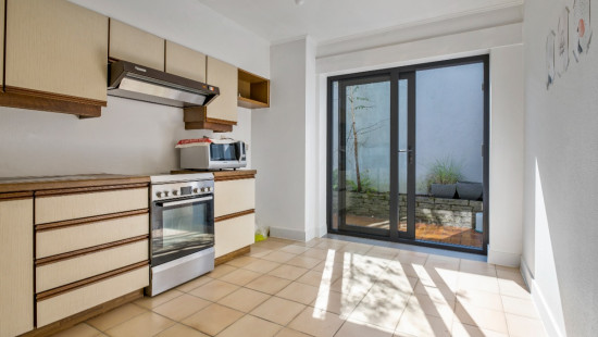 Nieuwkerkenstraat - 168 - - 9100