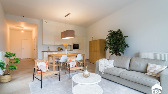 Stationstraat - 79 - - 2.01 - 8890