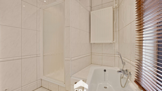 Markt - 9 - 2 - 3990