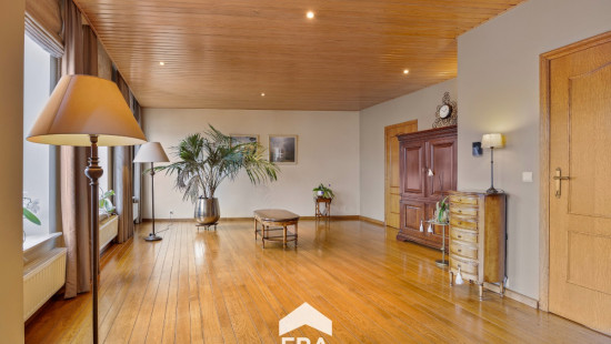 Markt - 9 - 2 - 3990