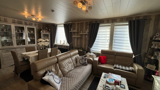 Stationsstraat - 138 - - 8880