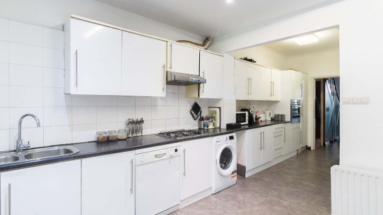 Campiniastraat - 32 - - 2170