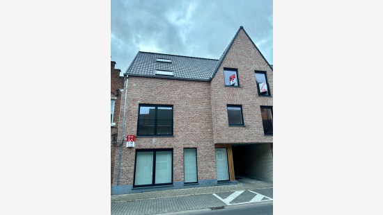 Dadizeelsestraat - 18 - 0202 - 6 - 8890