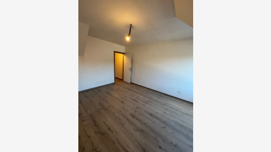 Dadizeelsestraat - 18 - 0202 - 6 - 8890