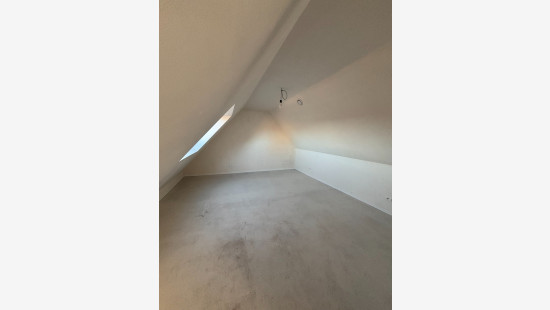 Dadizeelsestraat - 18 - 0202 - 6 - 8890