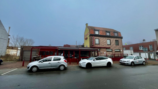 Waalvest - 104 - - 8930