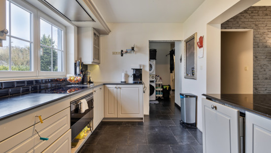 Drève des Mélèzes - 8 - - 7850