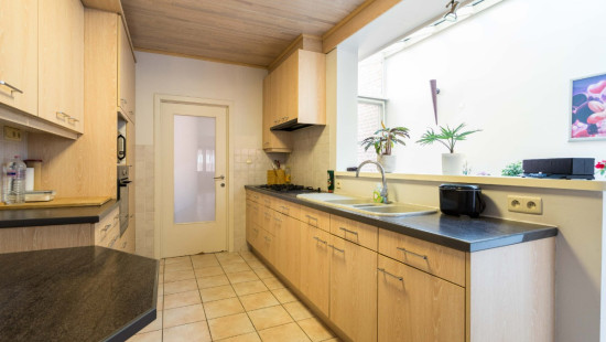 Hoogstraat - 81 - - 8800