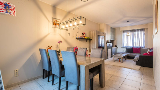 Hoogstraat - 81 - - 8800