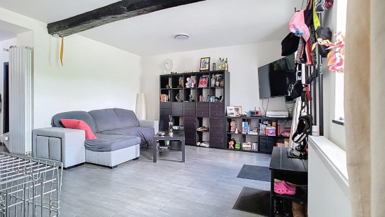 Rue du Centre - 11 - - 4540