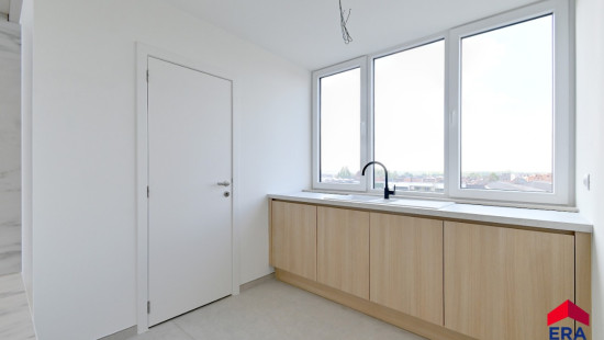 Stationsstraat - 68 - 1 - 9900