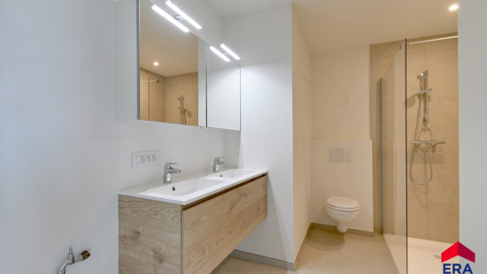 Stationsstraat - 68 - 1 - 9900