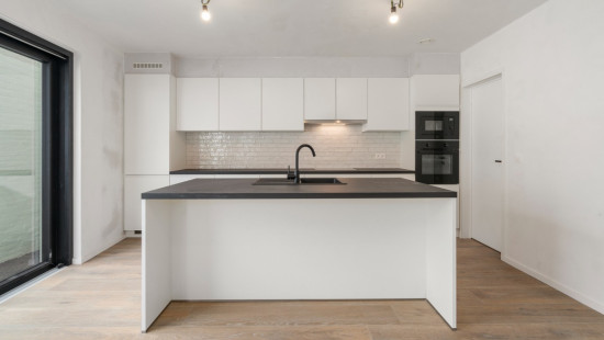 Moeie - 2A - - 0.1 - 9900