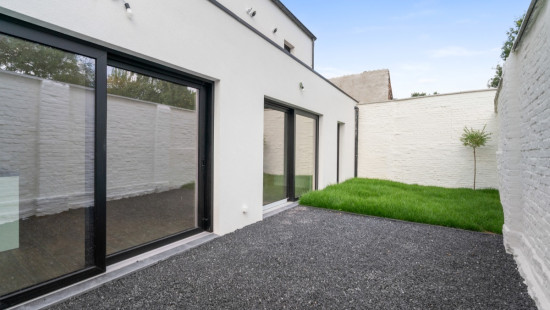 Moeie - 2A - - 0.1 - 9900