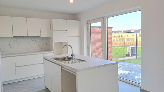 Pieter Breughelstraat - 11 - - 8550