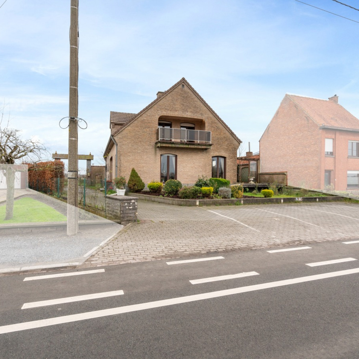 Statiestraat - 117 - - 8720