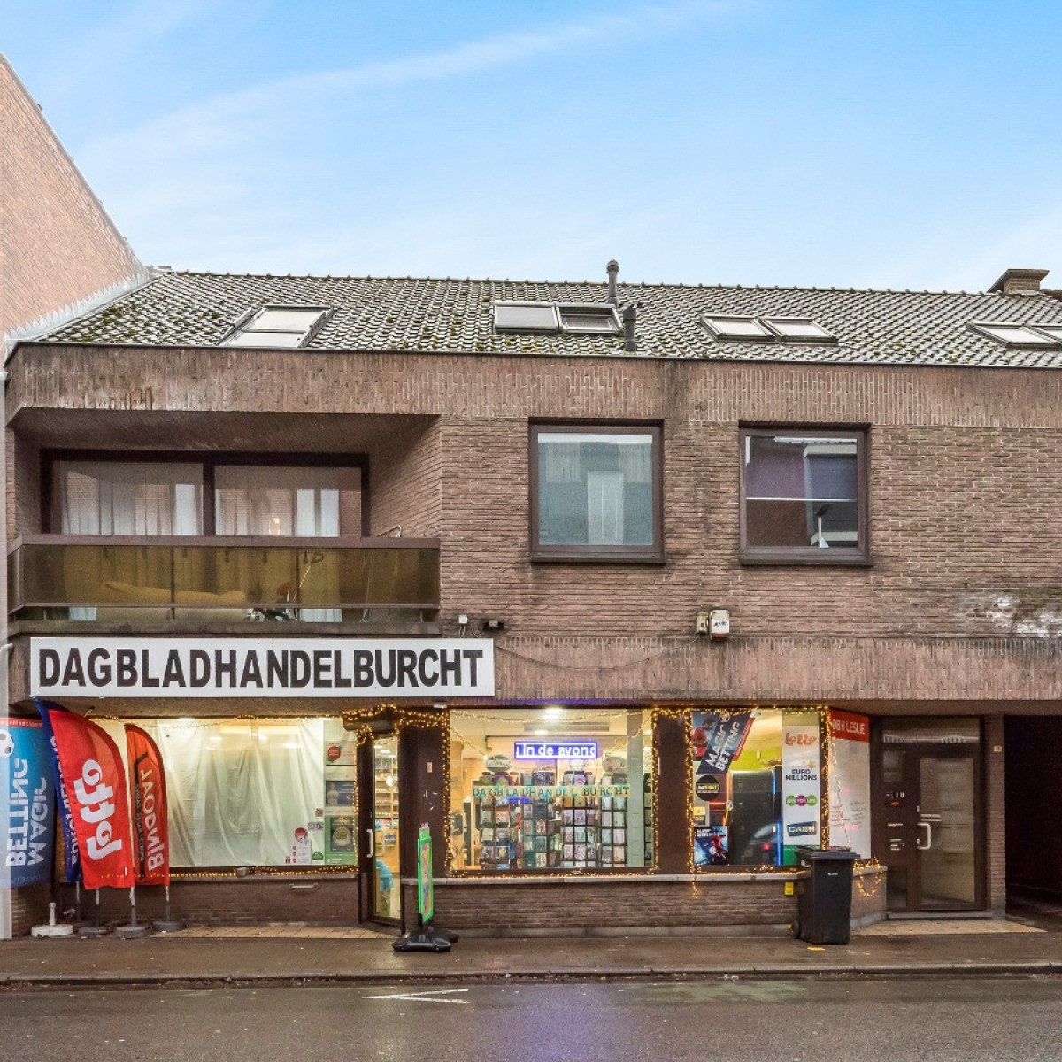 Dorpstraat - 44 - - 2070