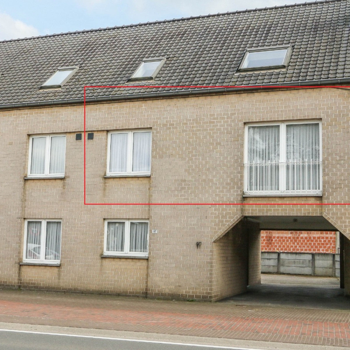 Dorp - 97 - 3 - 2230