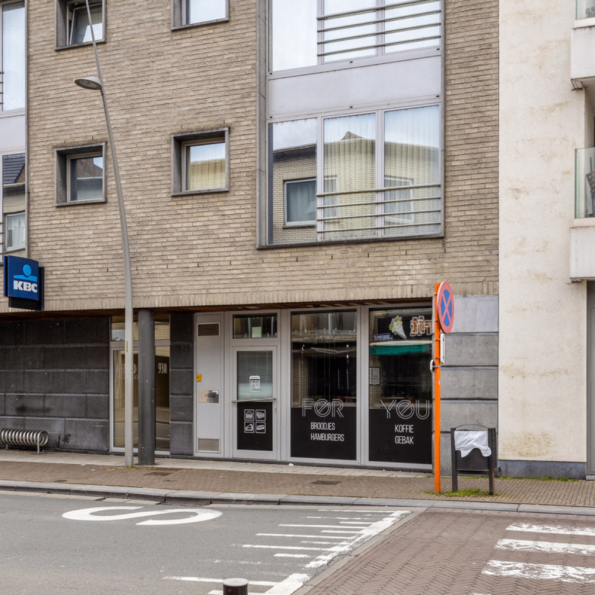 Statiestraat - 93 - - 1740